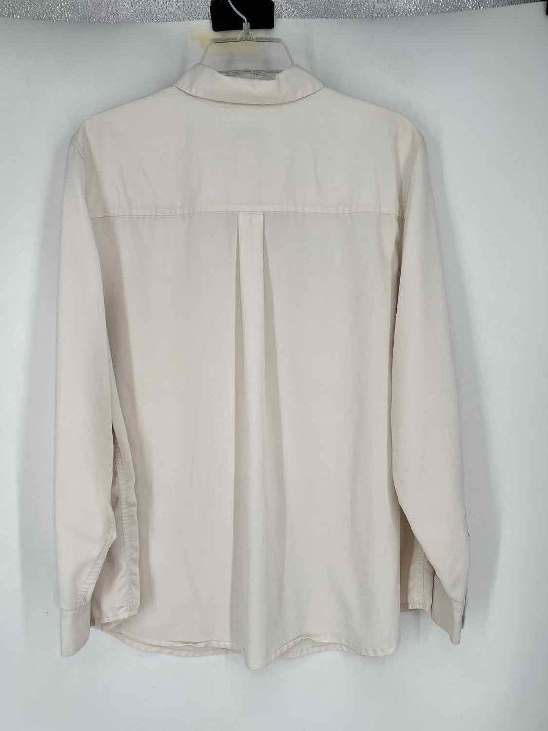 Chicos Size 3 (XL) Off White Long Sleeve