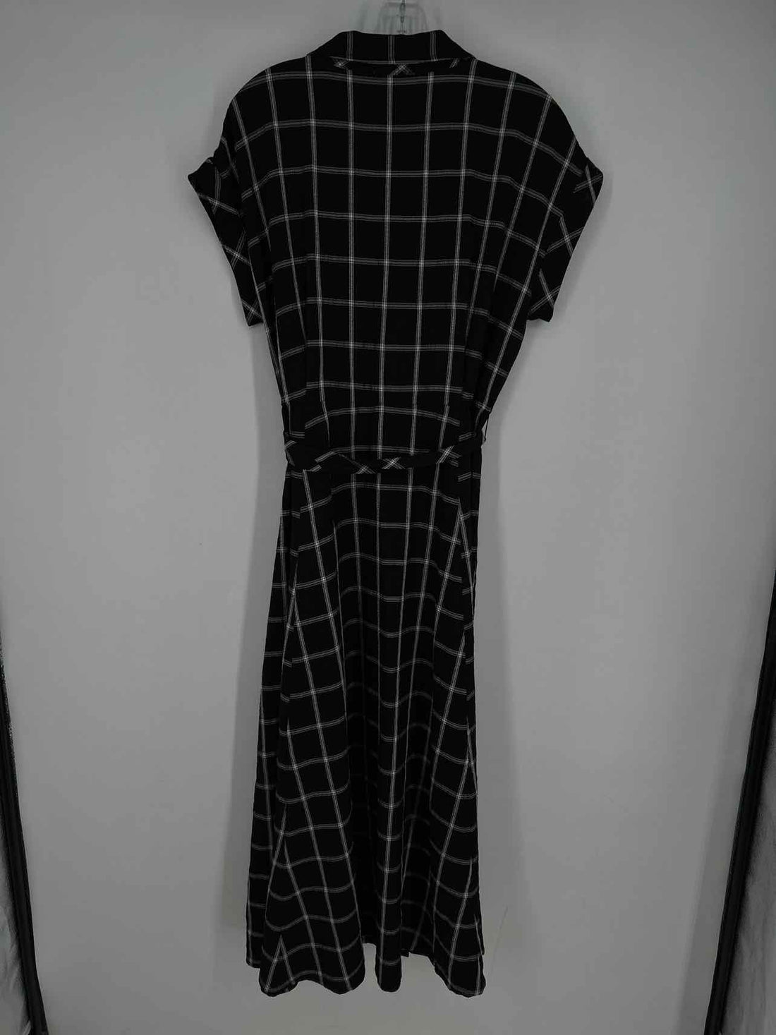 Calvin Klein Size 12 Black & White Short Sleeve Dress