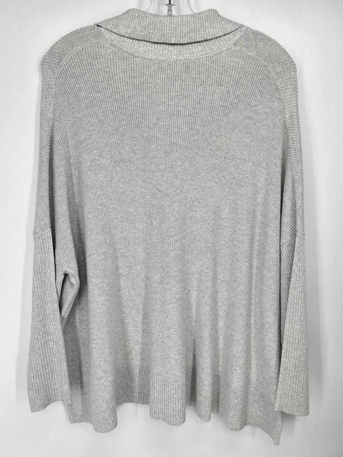 Tommy Bahama Size S/M Gray Sparkle Sweater