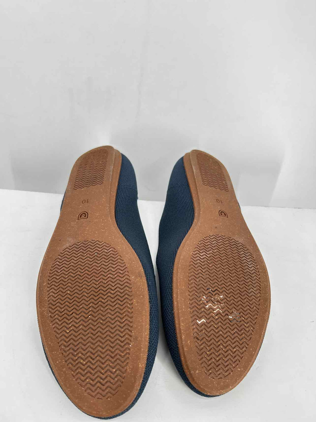 Rothys Women Size 10 Navy Flats
