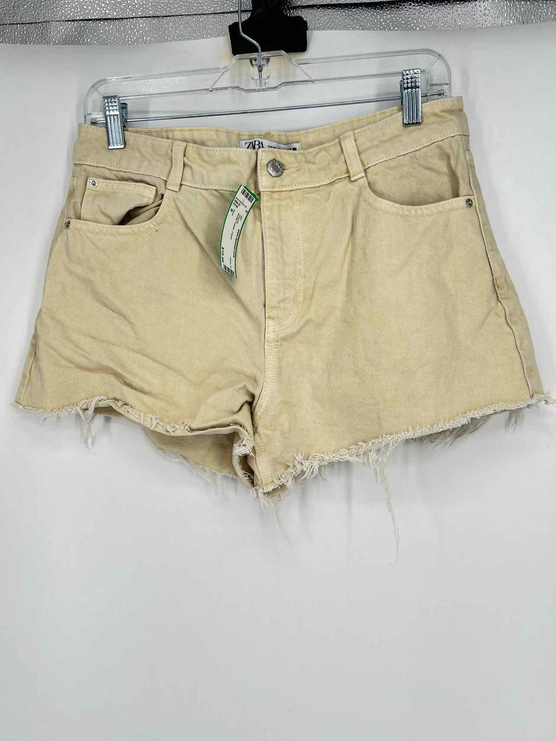 Zara Size 6 Butter Yellow Denim Shorts