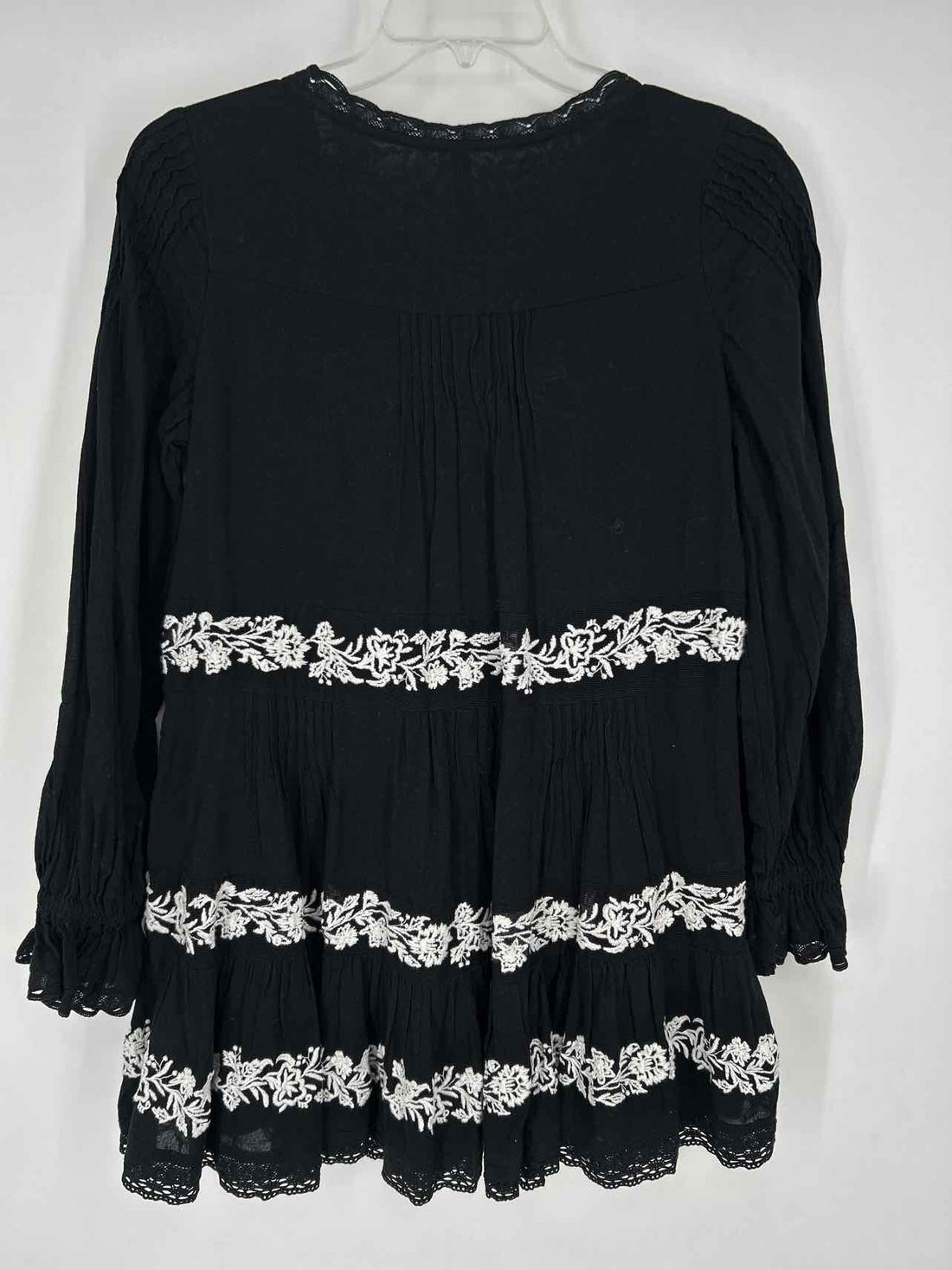 By Anthropologie Size M Dark Navy & White Embroidered Long Sleeve Dress