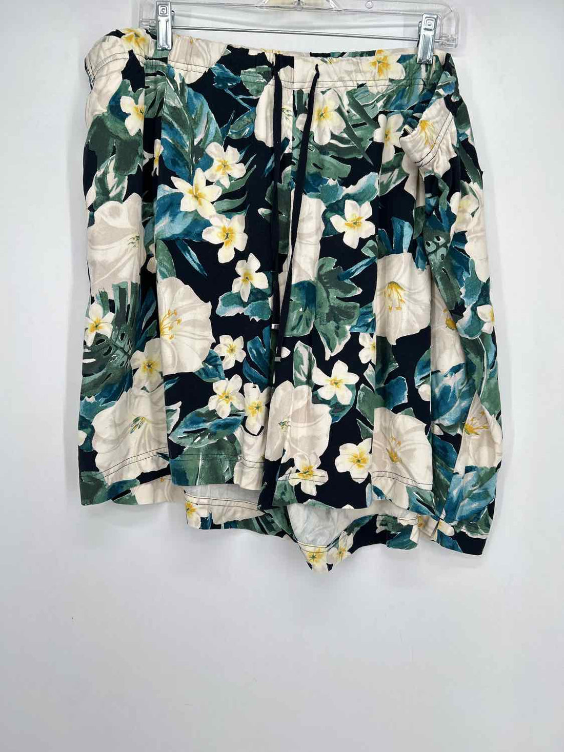 J Jill Size 3X Navy Floral Shorts