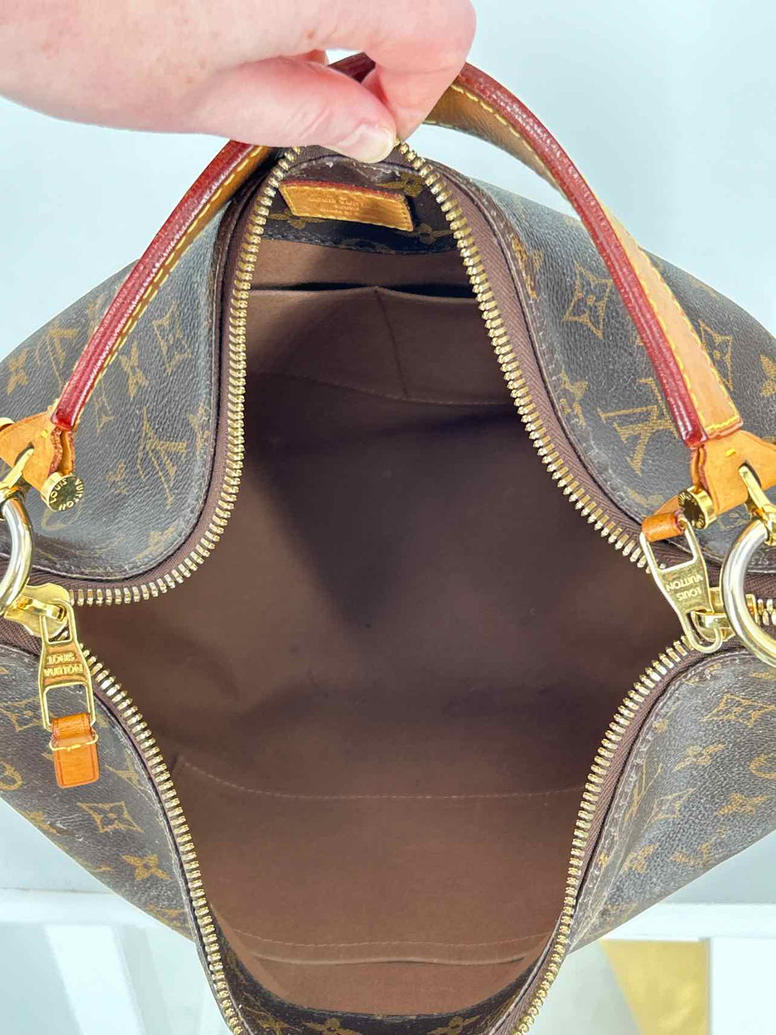 Louis Vuitton Sully MM Monogram Coated Canvas Pre Owned LUXURY