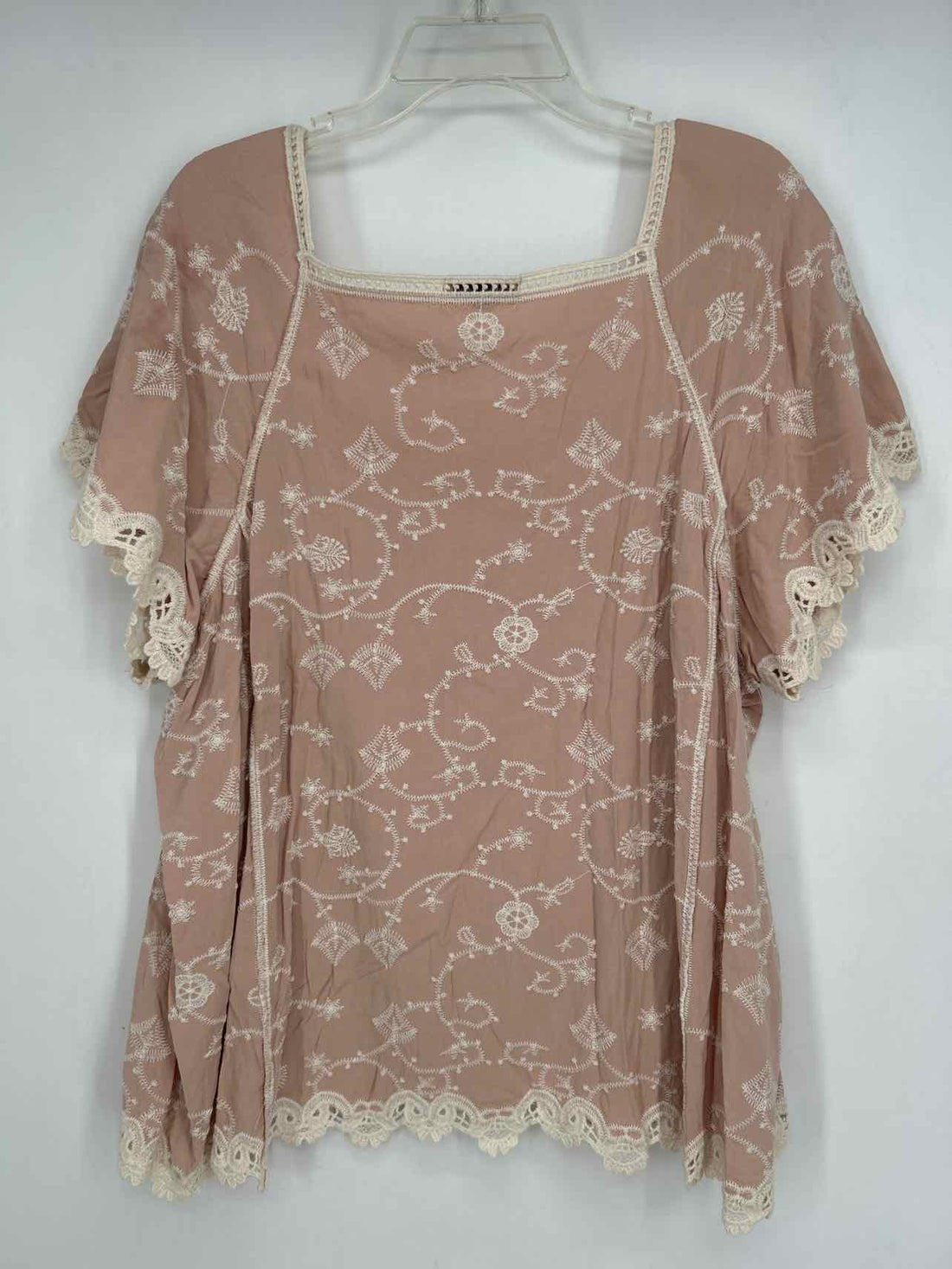Democracy Size 2X Pink Embroidered Top/Blouse