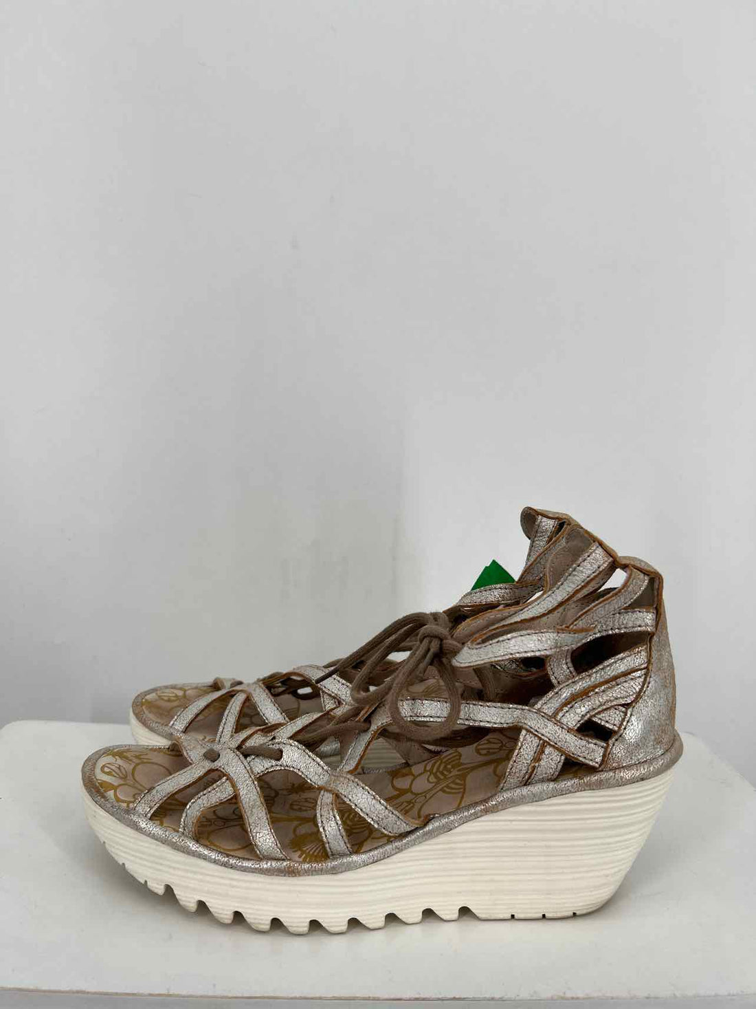 Fly london Women Size 39 (8.5-9) Silver Wedges
