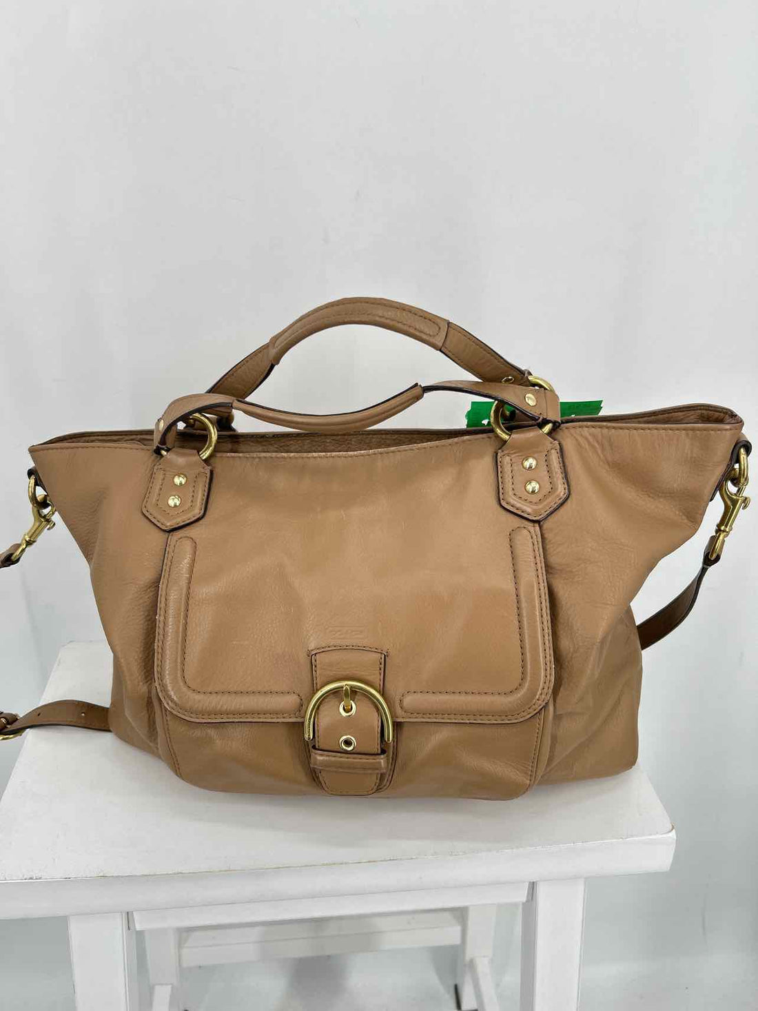 Coach Light Brown Leather Pre Owned Messenger