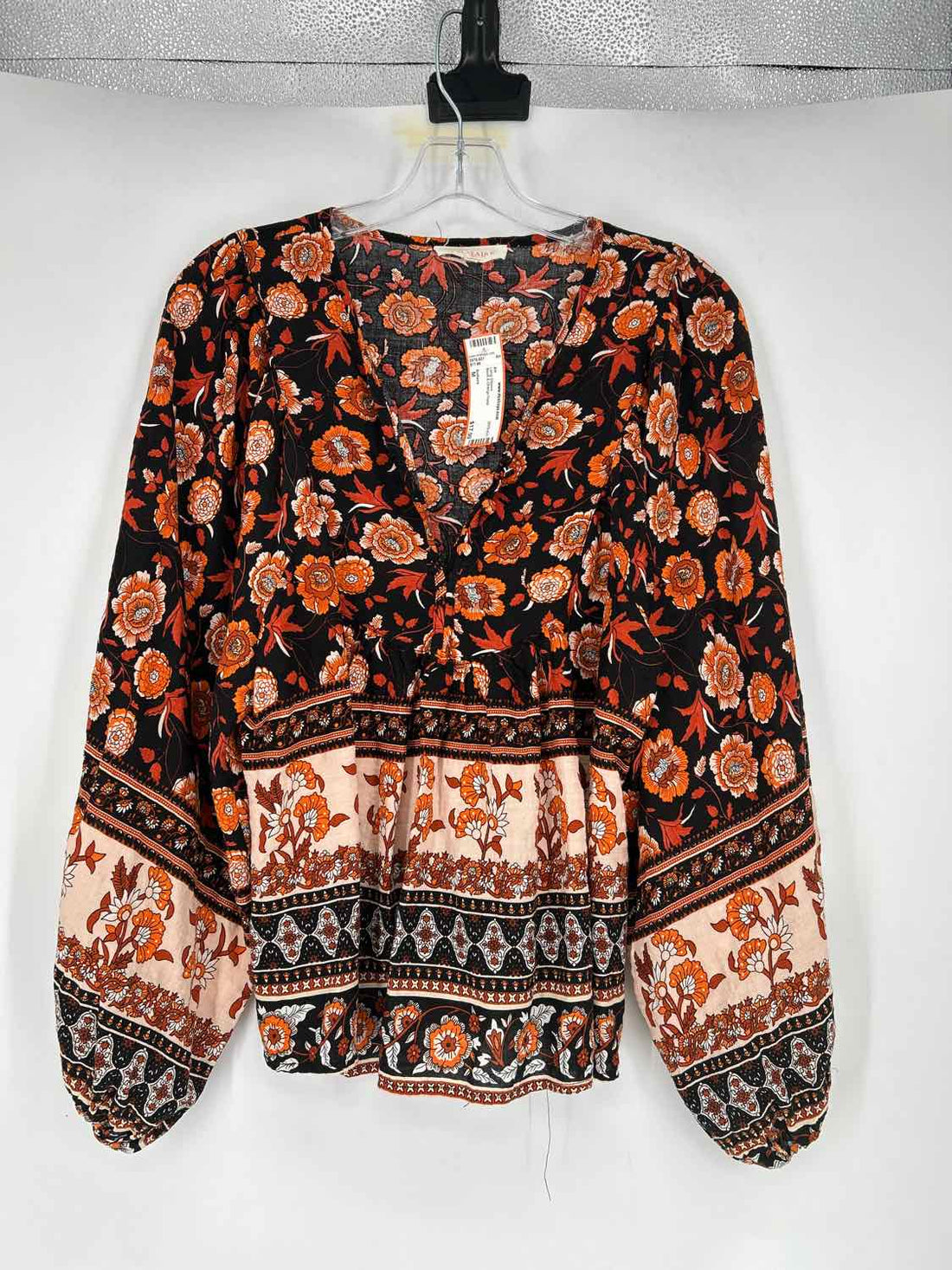 Solitaire Size M Black & Orange Floral Long Sleeve