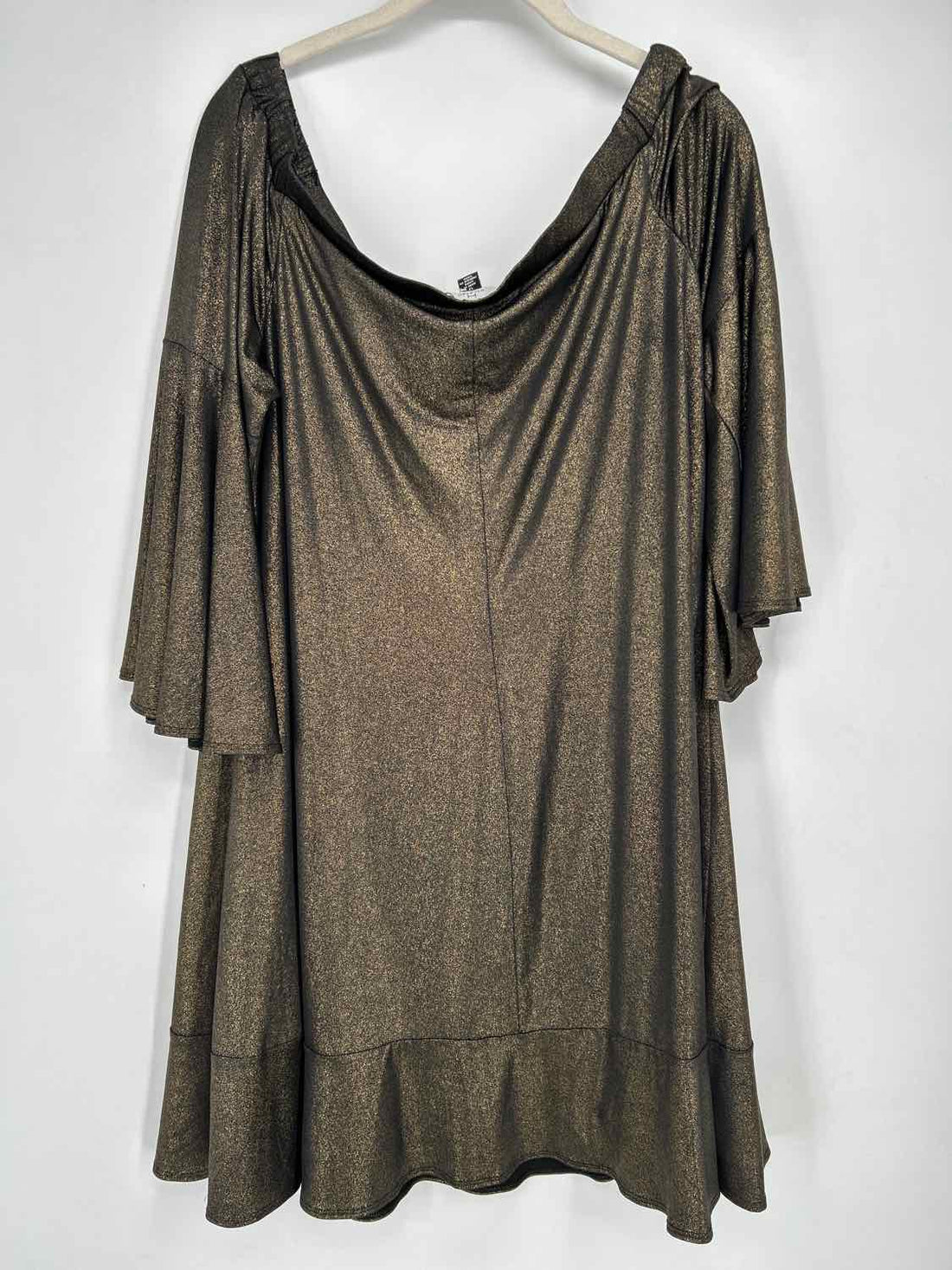 Halston 12 Black & Gold Long Sleeve Holiday