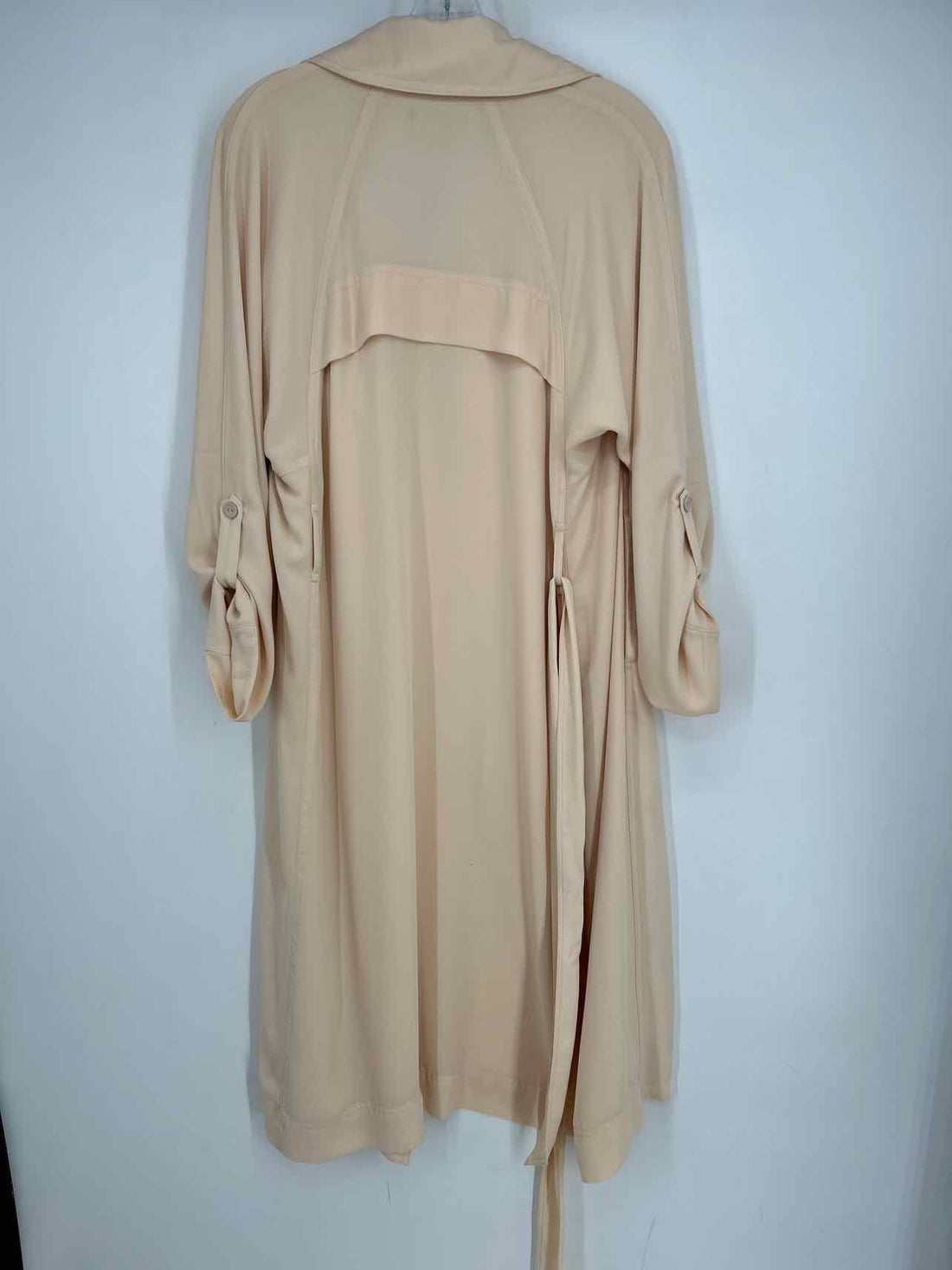 Tahari Size XS Cream Trenchcoat