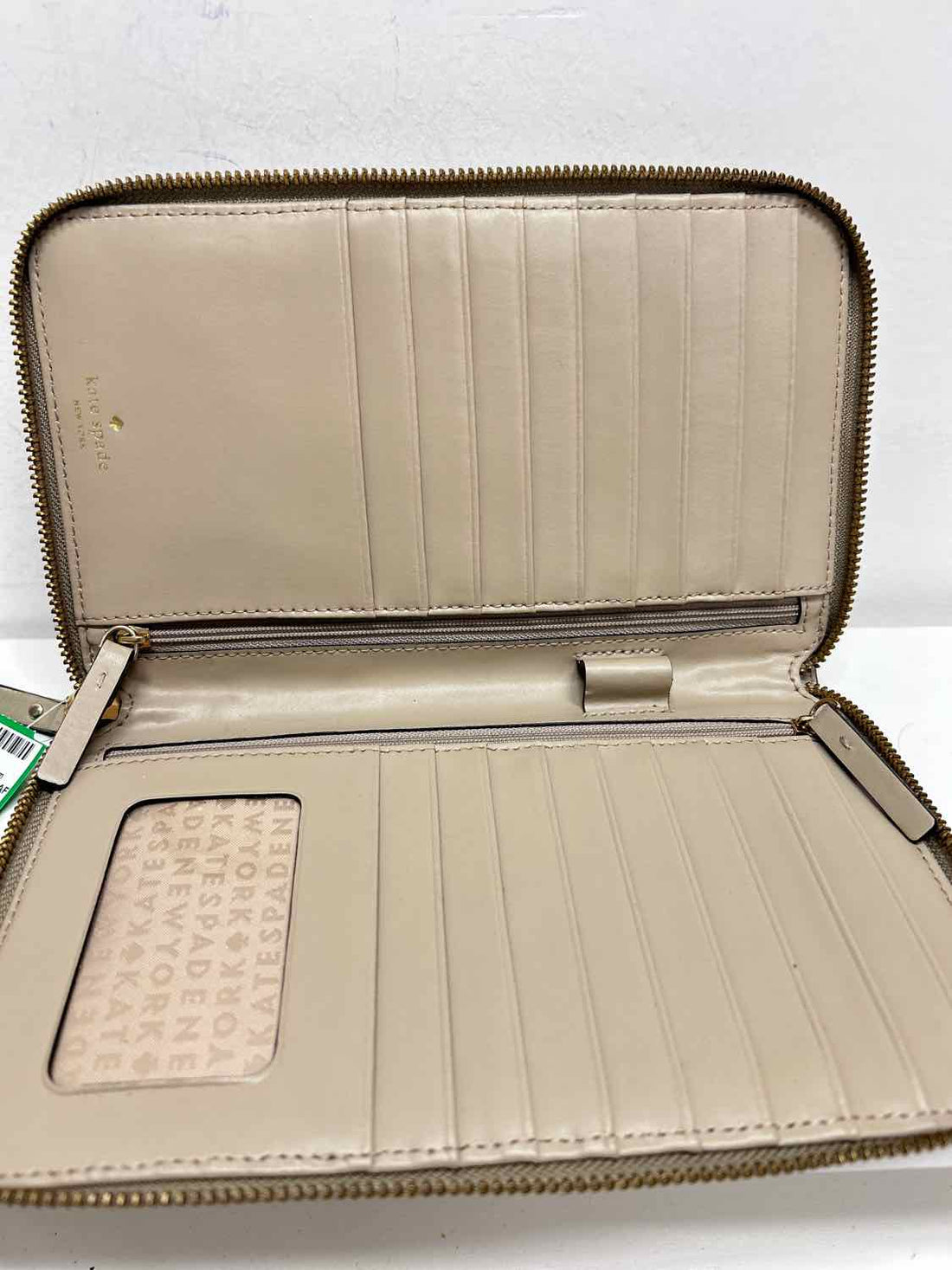 Kate Spade Beige Ostrich Embossed Leather Pre Owned Wallet