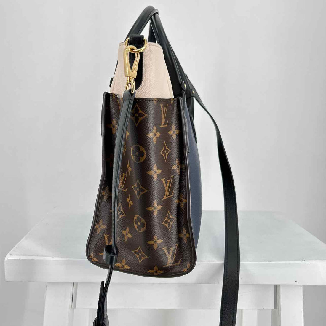 Louis Vuitton On My Side Tote  Navy Leather & Coated Canvas Like New LUXURY