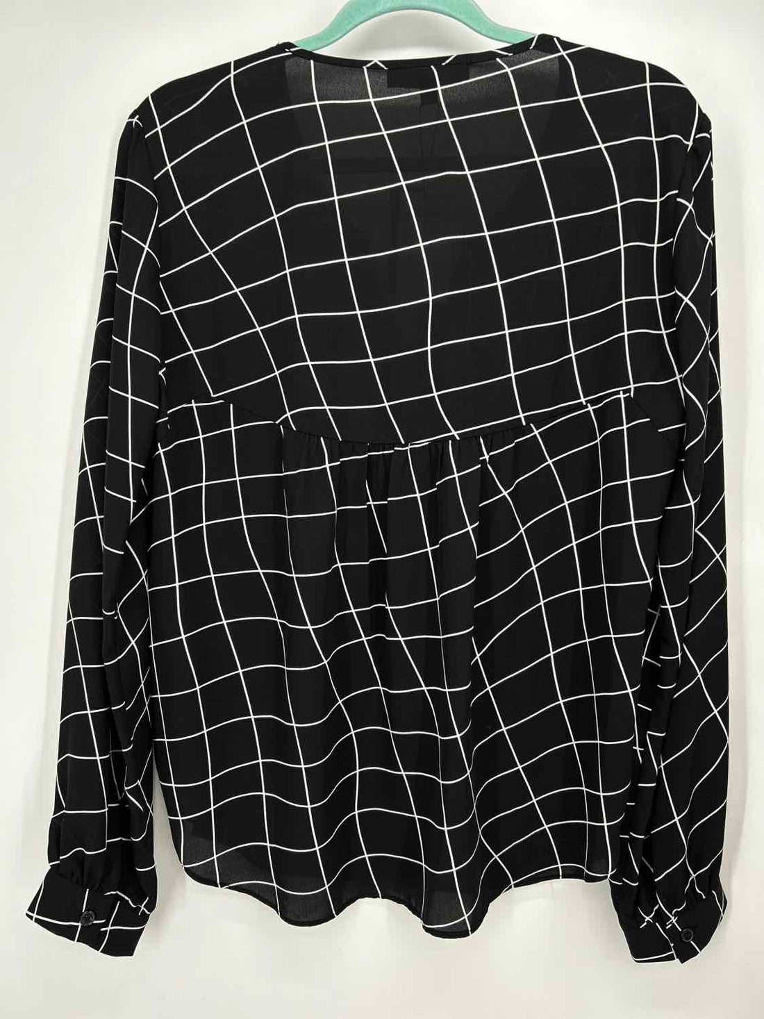 Sanctuary Size S Black & White Striped NWT Long Sleeve