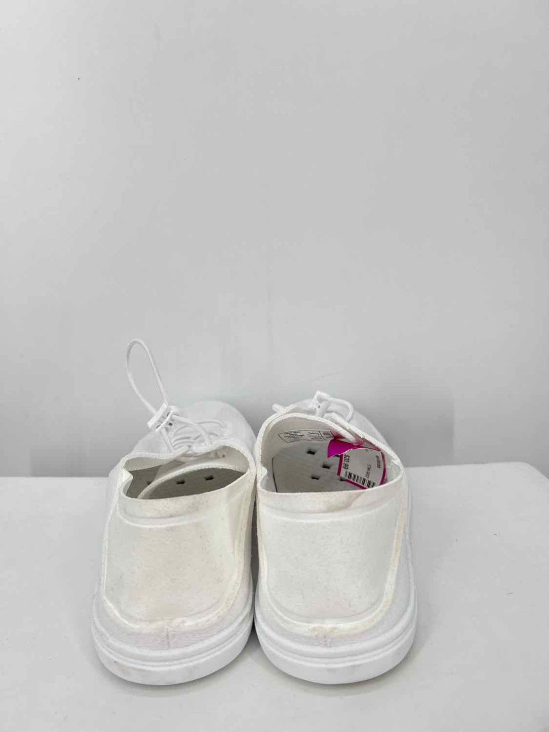 Lands' End Women Size 9 White Sneakers