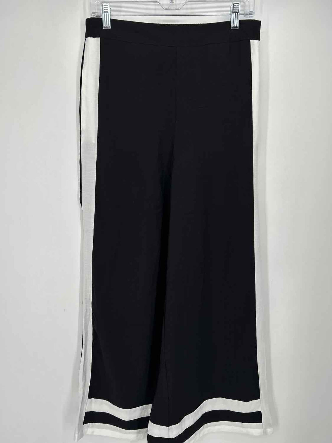 Mary Square Size S Black & White NWT Pants