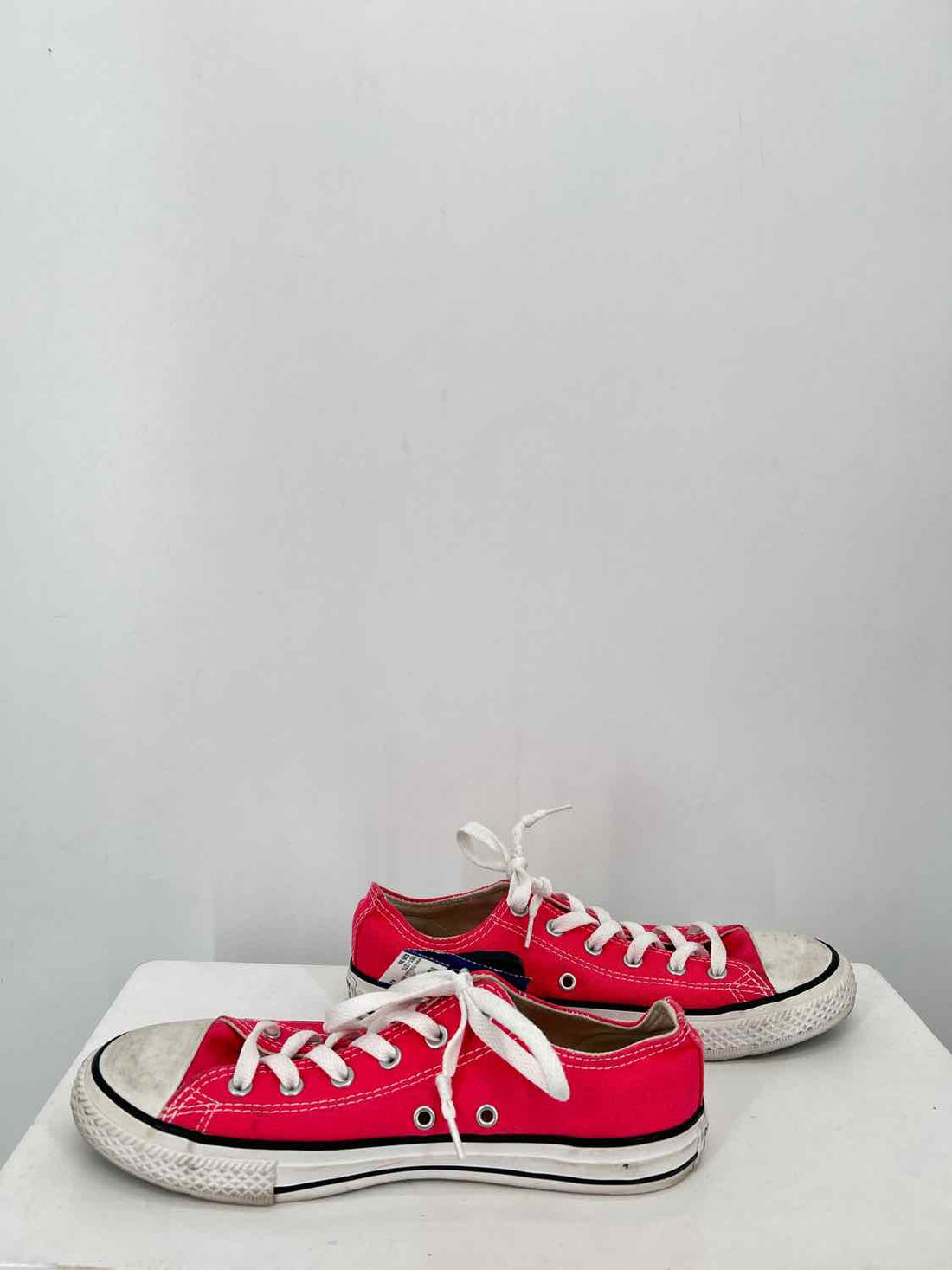 Converse Women Size 6.5 Pink Sneakers