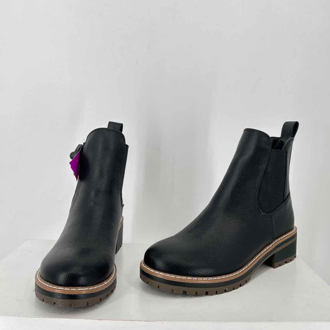 Kensie Women Size 6.5 Black Ankle Boot