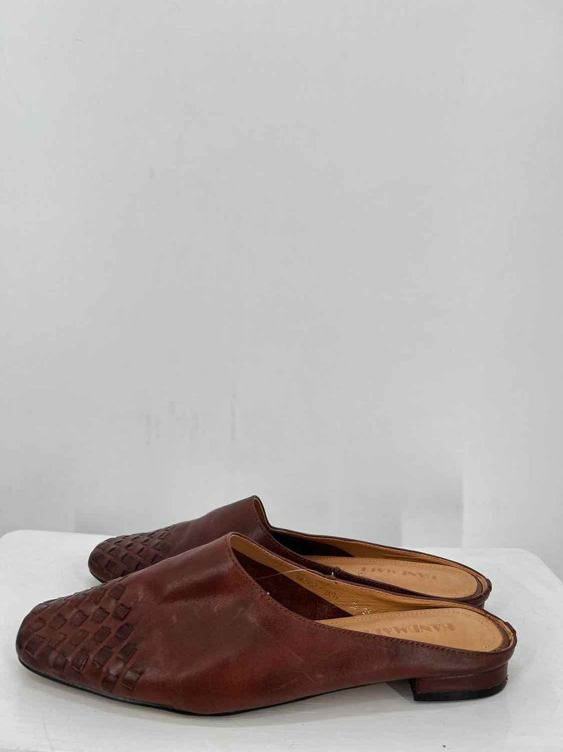 Handmade Women Size 38 (7.5-8) Brown Square Toe Mules