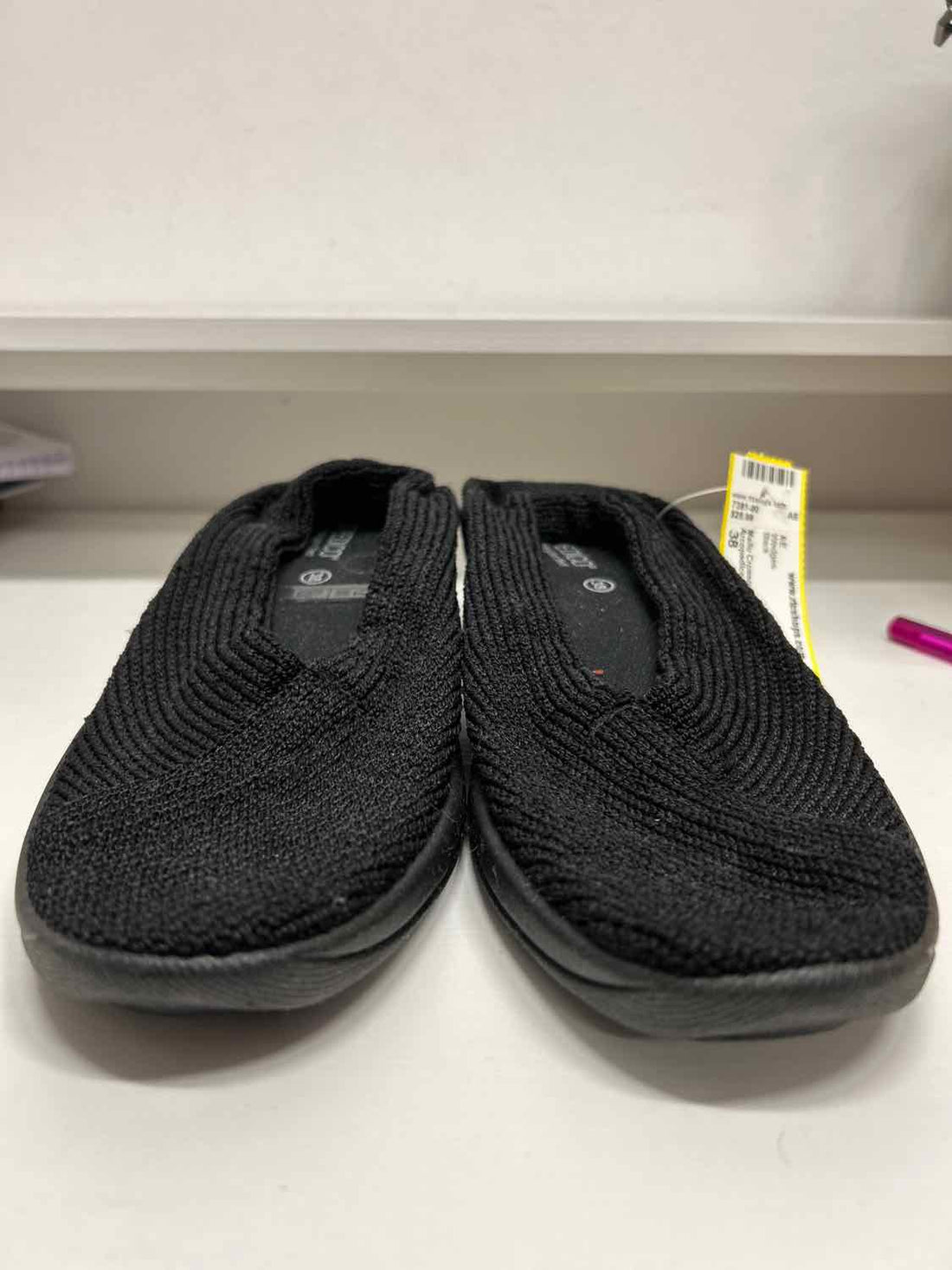 Arcopedico Women Size 38 Black Wedges
