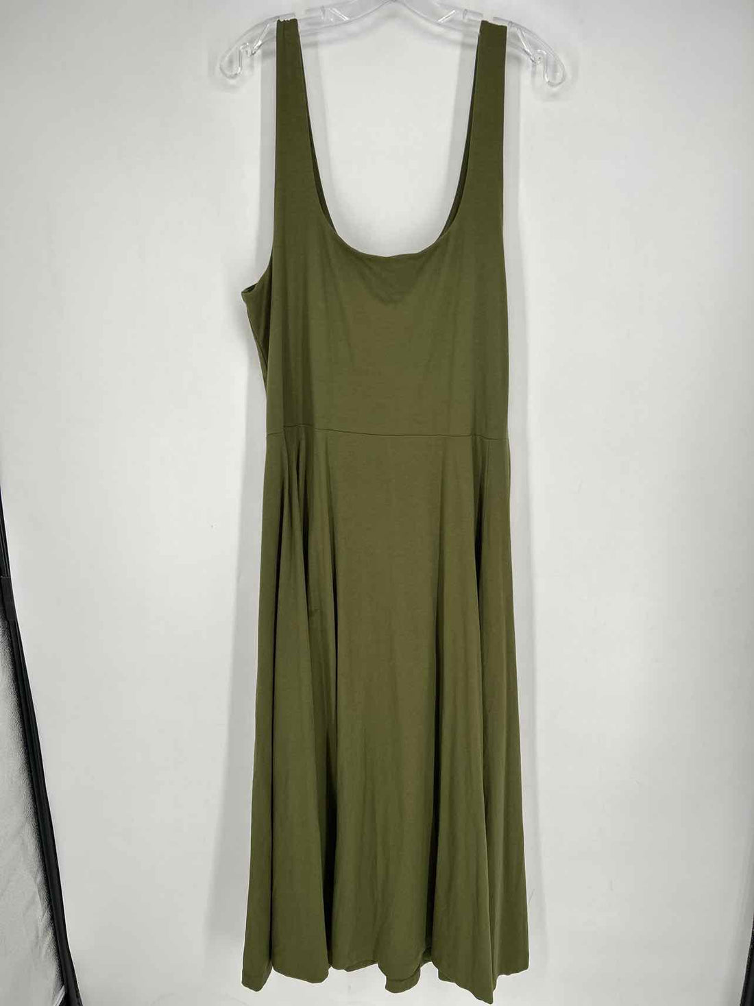 American Eagle Size XXL Olive Sleeveless Dress