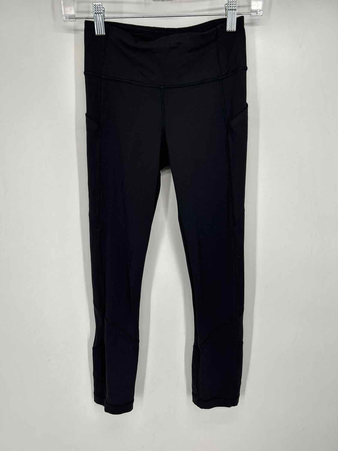 Lululemon Size 2 Black Active Leggings