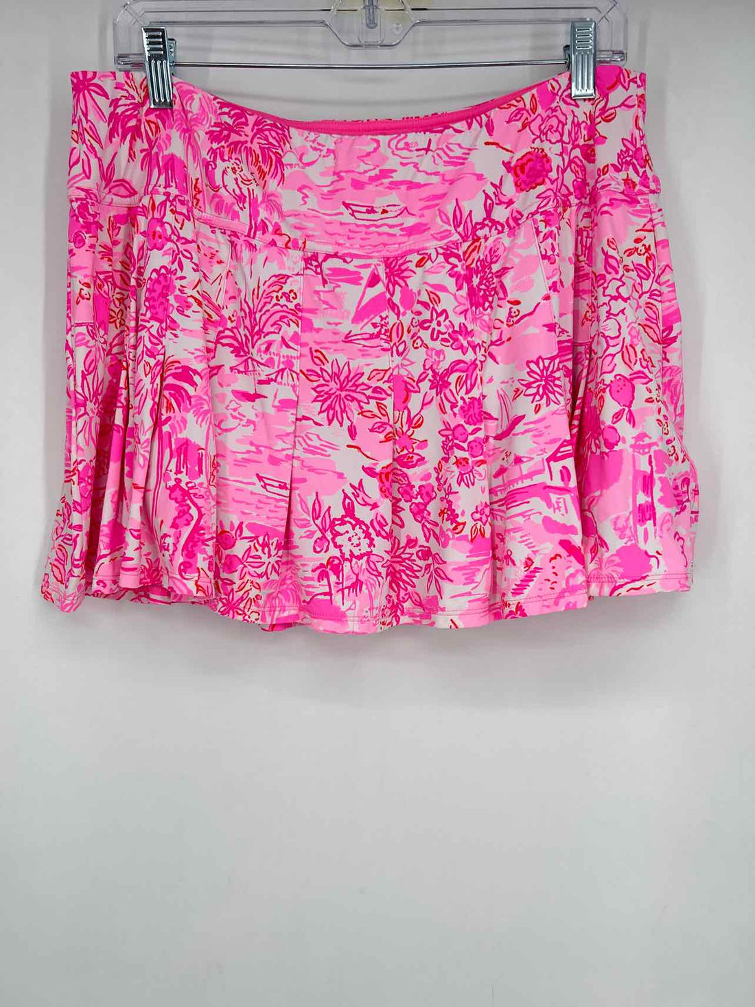 Lilly Pulitzer Luxletic Size XL Pink & White Print Lilly Pulitzer Luxletic Skort