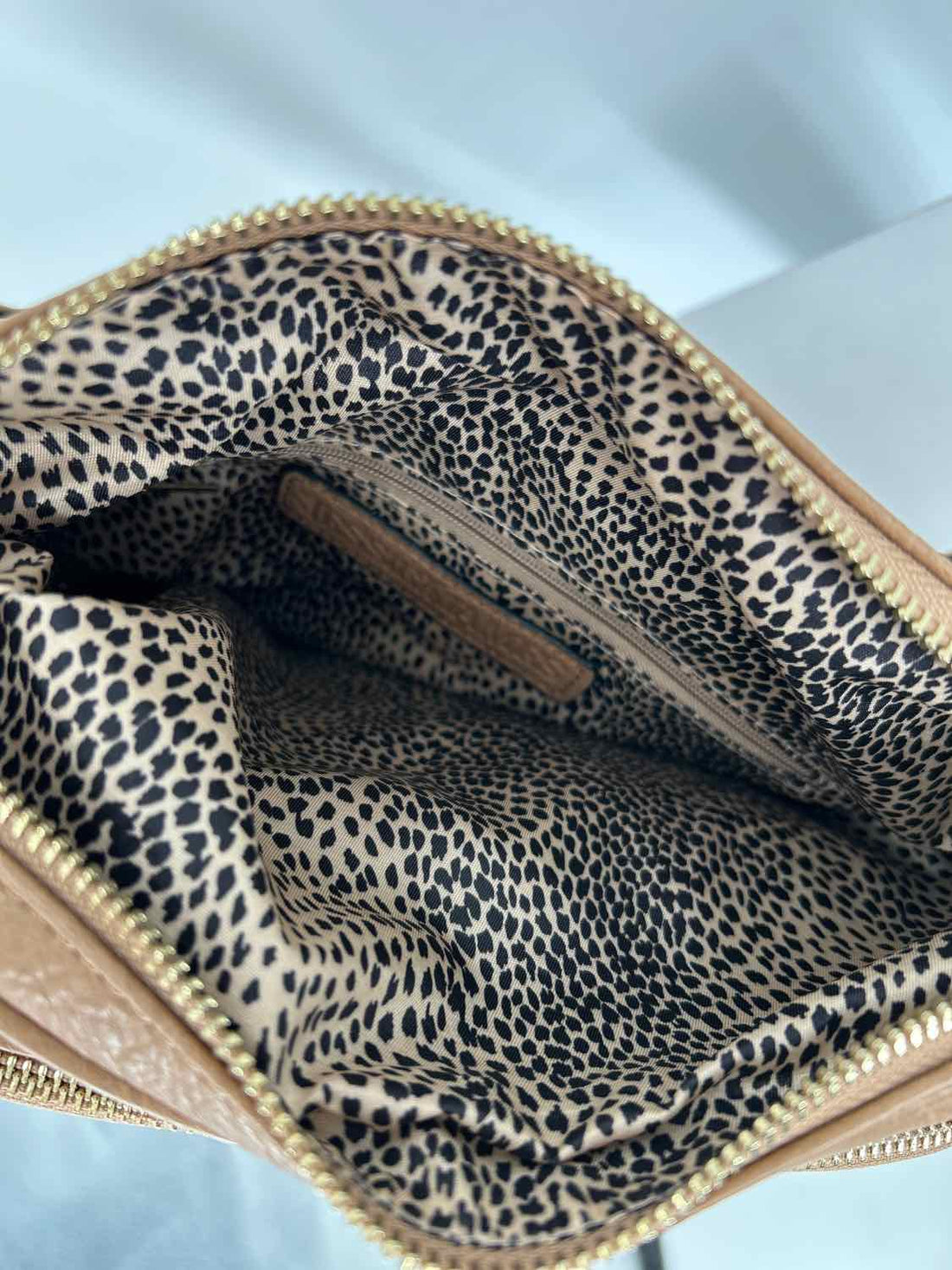 Jessie & James Tan Faux Leather Pre Owned Shoulder