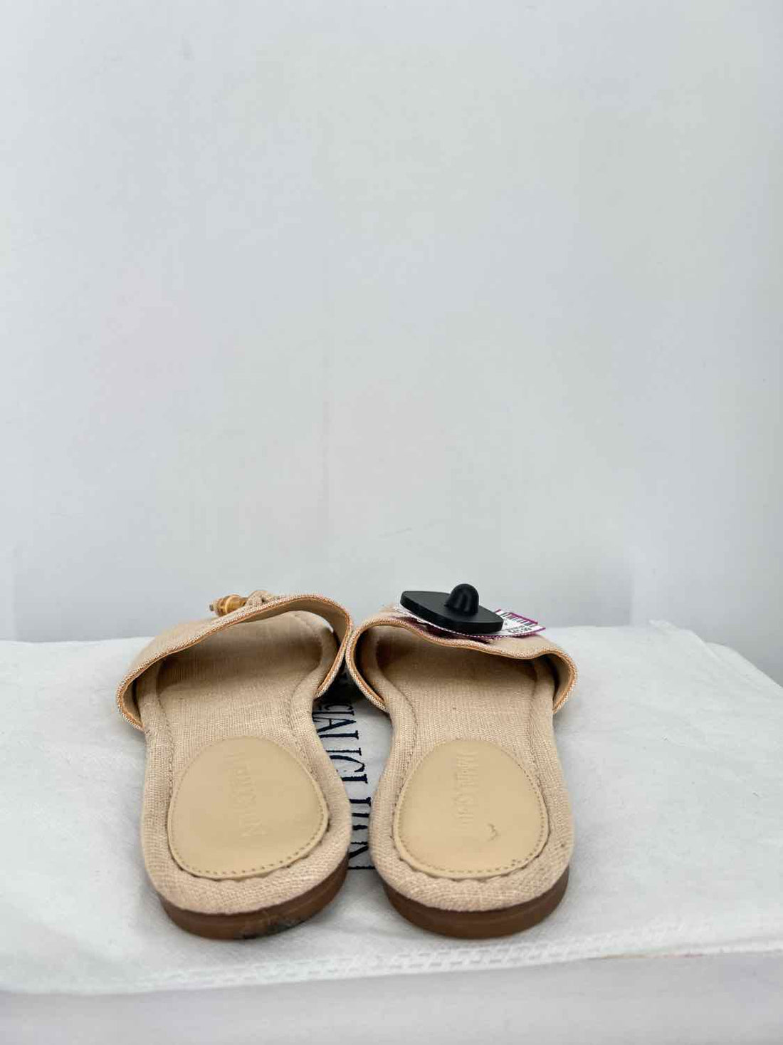 J McLaughlin Women Size 7.5 Beige Sandals