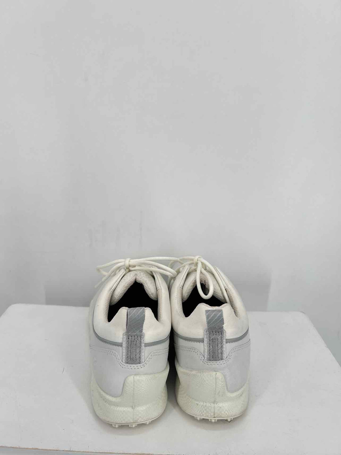 Ecco Women Size 41 White Sneakers