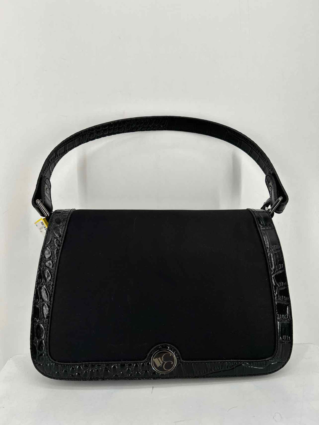 Concealed Carrie Black Shoulder