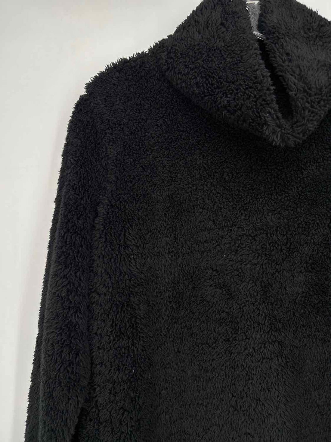 Athleta Size M Black Active Sweatshirts