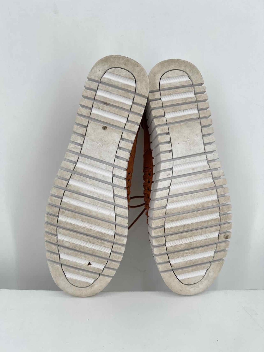Silent D Women Size 37 (6.5-7) Tan Suede Flats