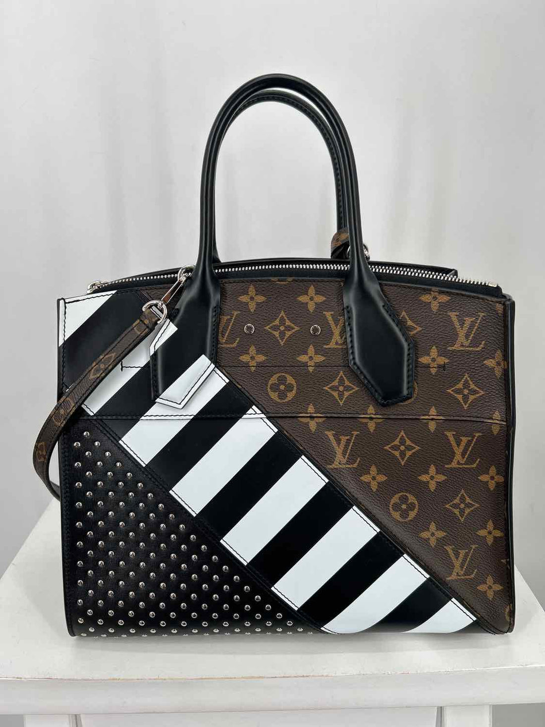 Louis Vuitton City Steamer LUXURY