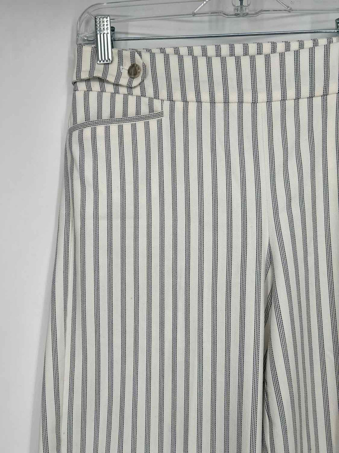 Chicos Size .5 (6) White Striped Pants