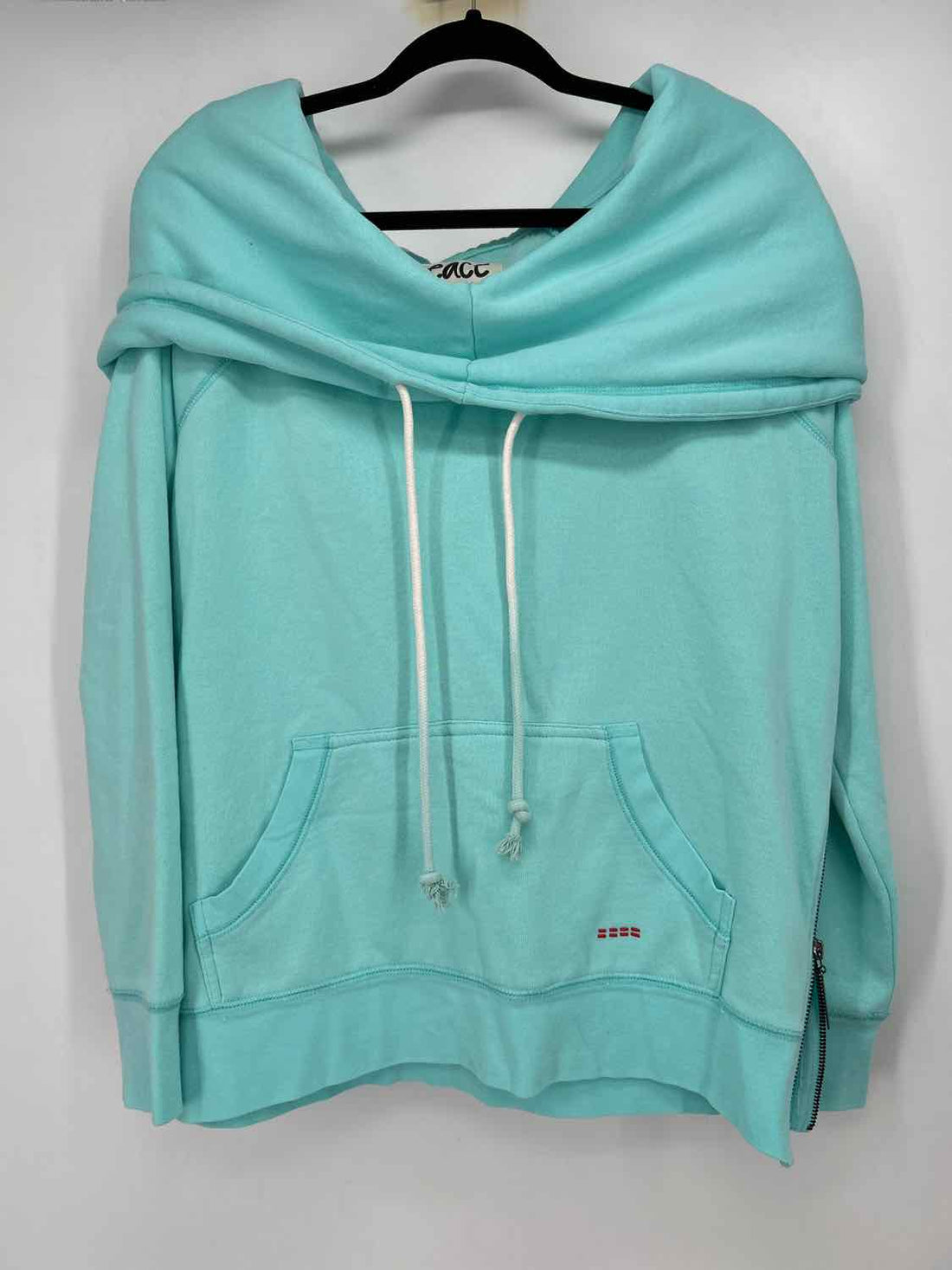 Peace Love World Size M Aqua Hoodie
