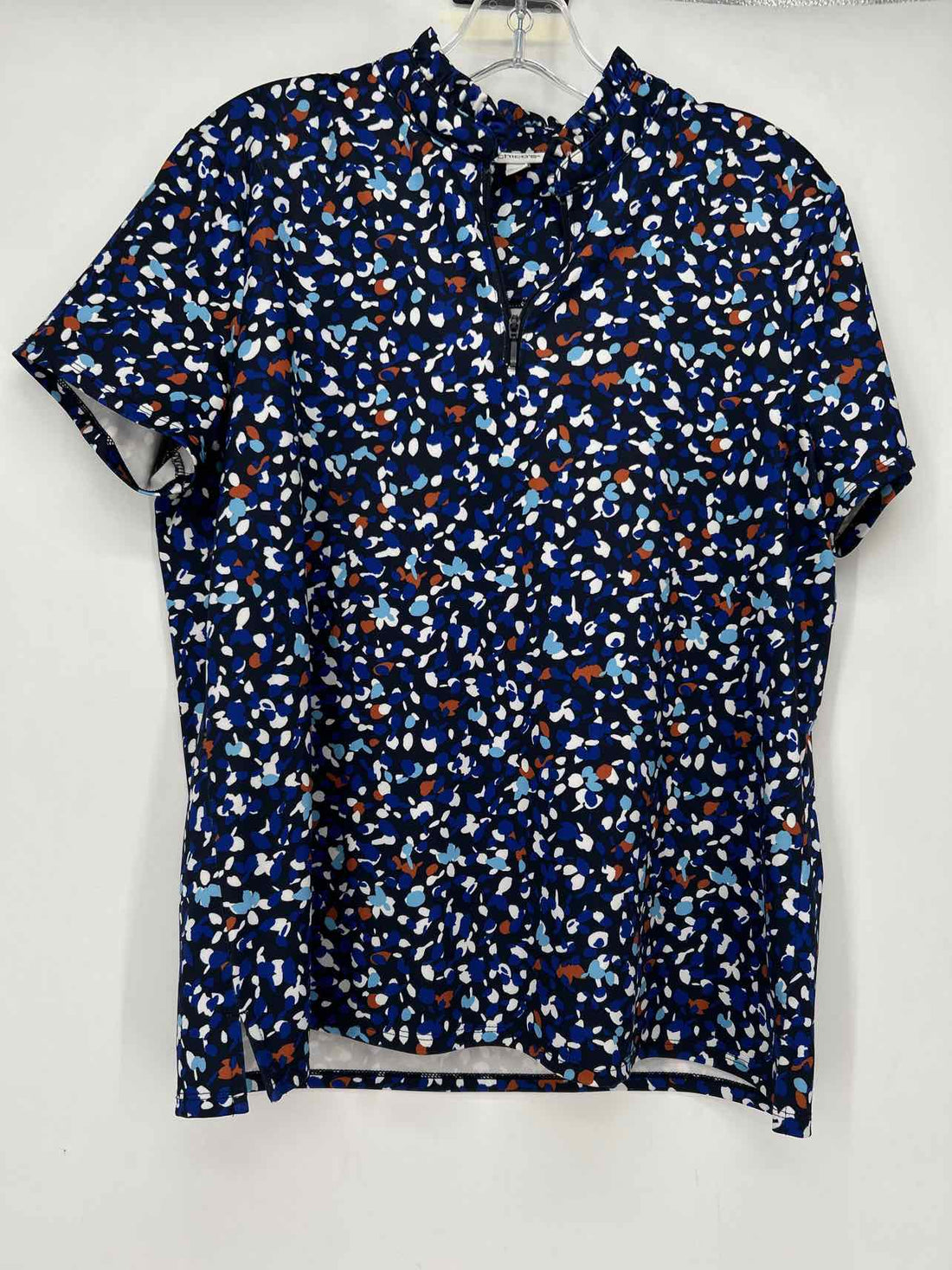 Chicos Size 1 Dark Navy Print Short Sleeve