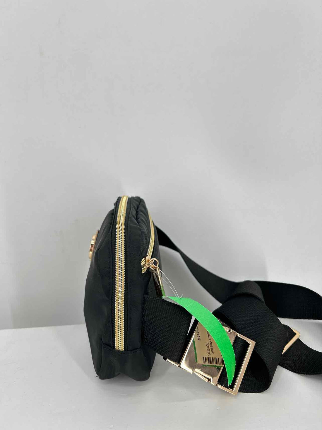 Lilly Pulitzer Black Nylon Excellent Condition Belt Bag