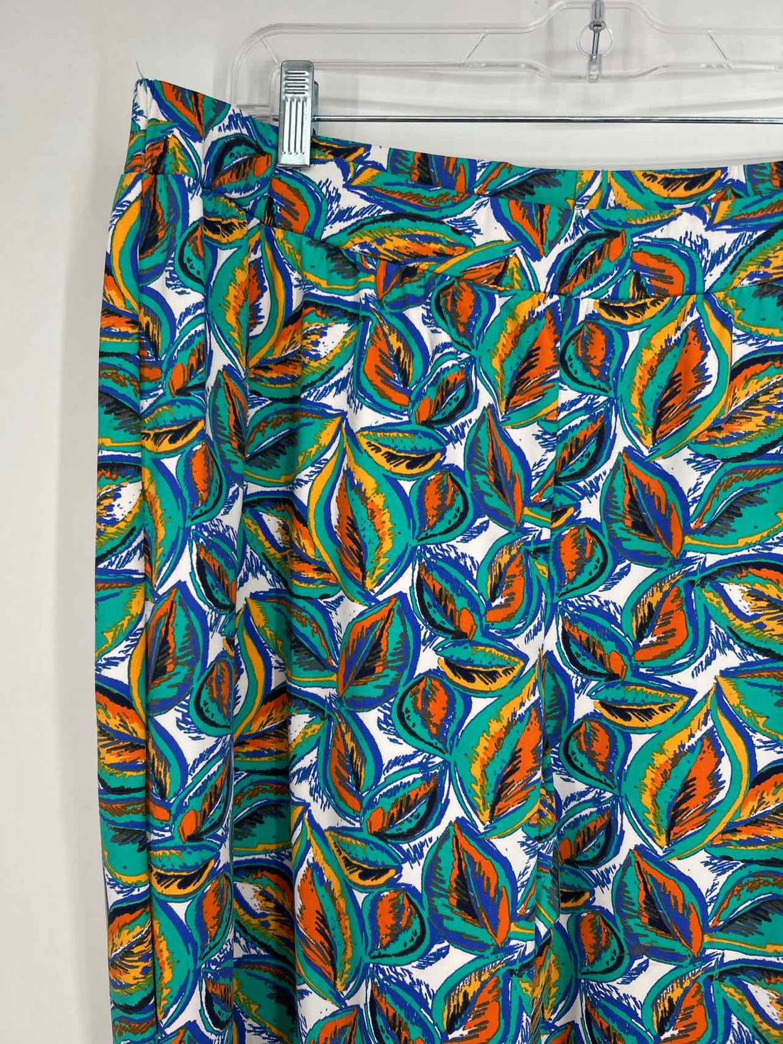 Katherine Way Size 22 Green Print Pants