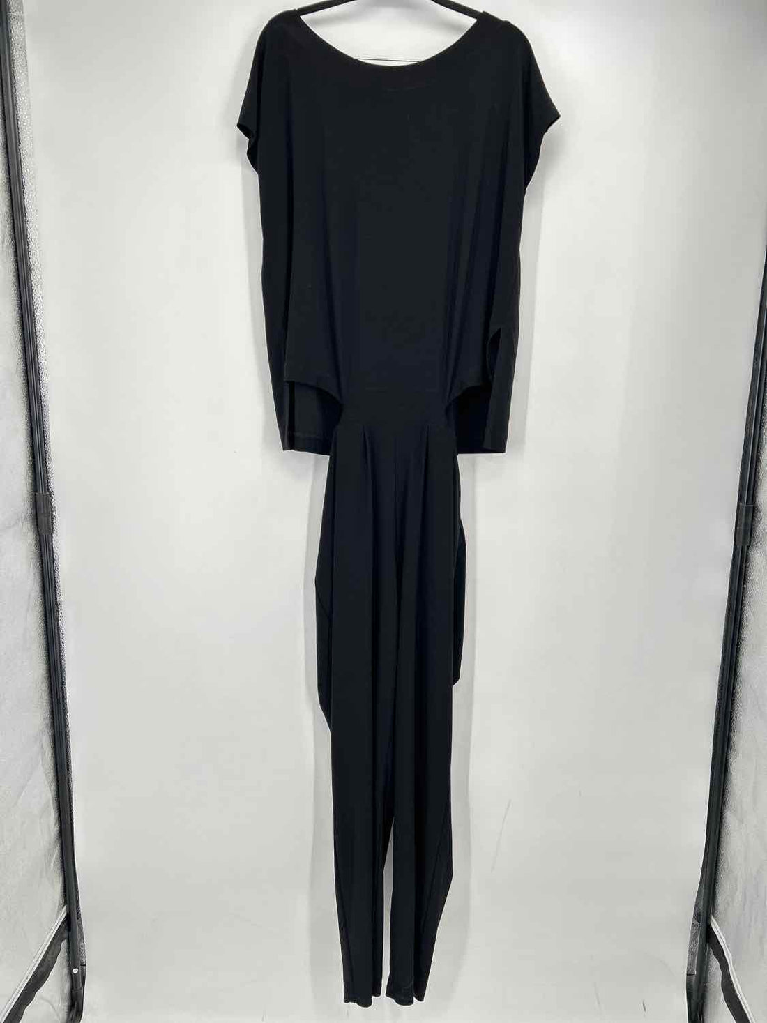 Joseph Ribkoff Size L Black Short Sleeve Jumpsuit
