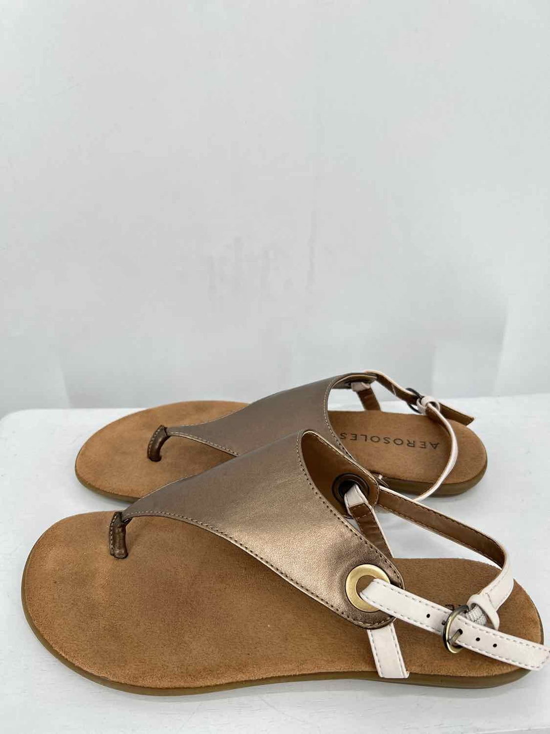 Aerosoles Women Size 8.5 Gold Sandals