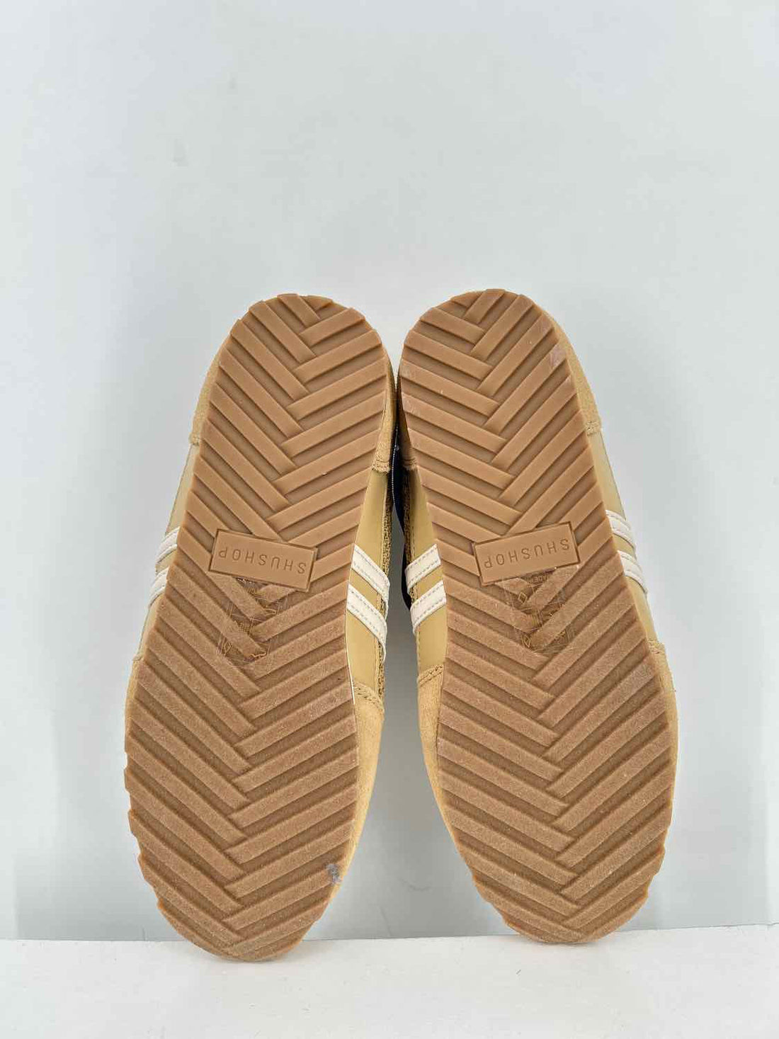 Shu Shop Women Size 6.5 Camel Sneakers