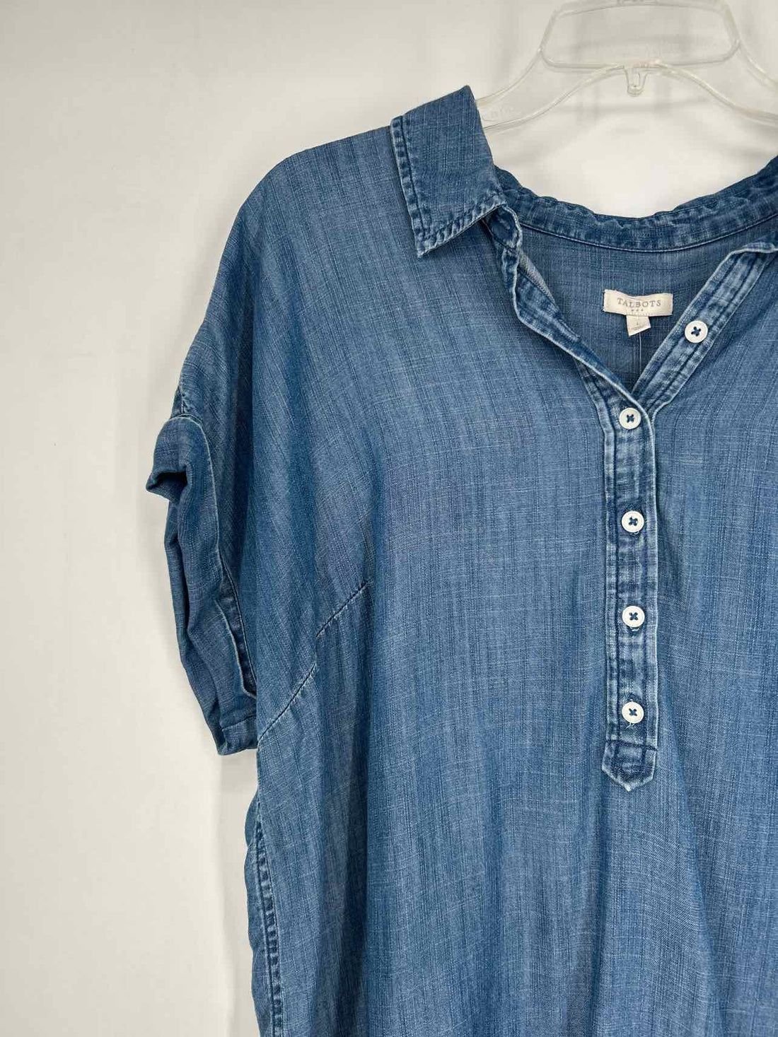 Talbots Size L Chambray Short Sleeve