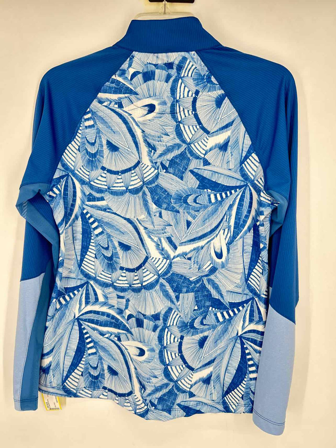 Greg Norman Size M Blue NWT Active Tops