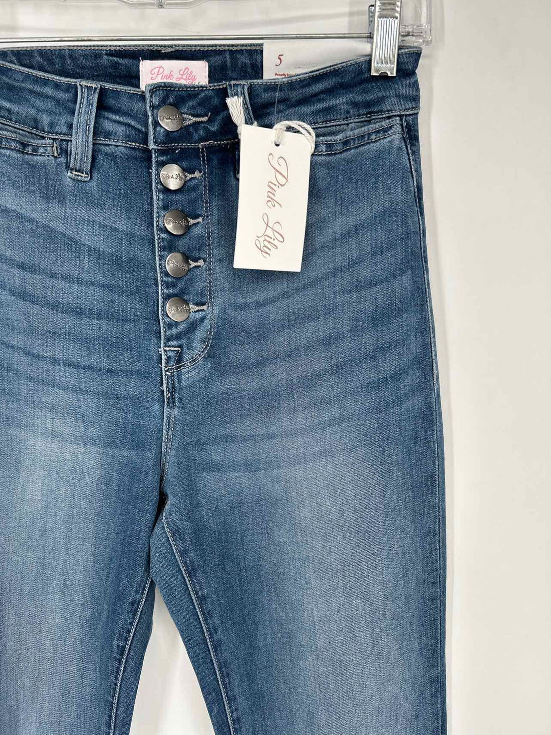 Pink Lilly Size 5 Denim NWT Jeans