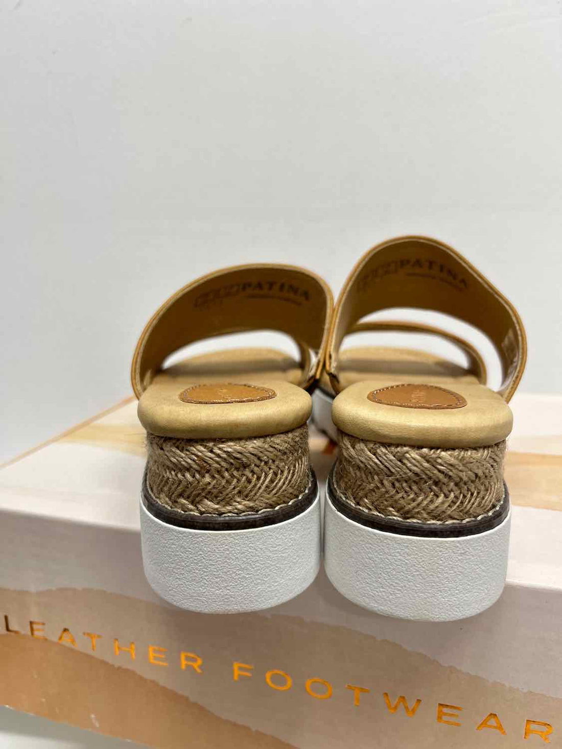 Patina Women Size 10 Cognac New In Box Leather Sandals