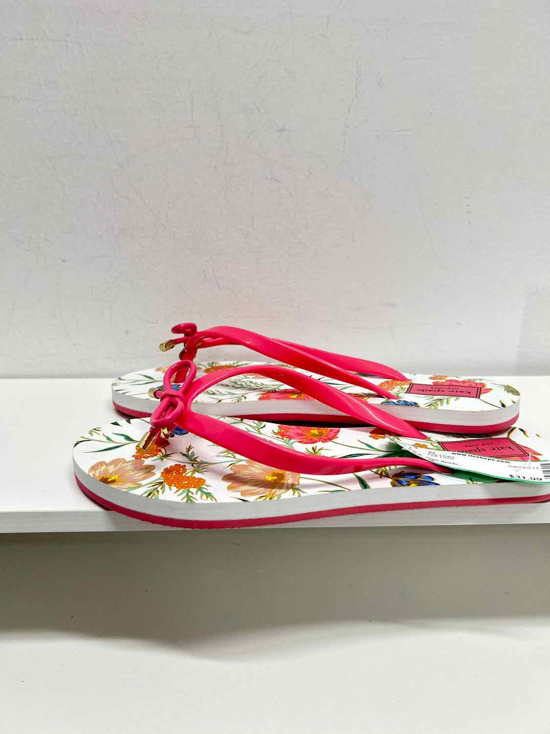 Kate Spade Women Size 9 Pink Floral Flip Flops