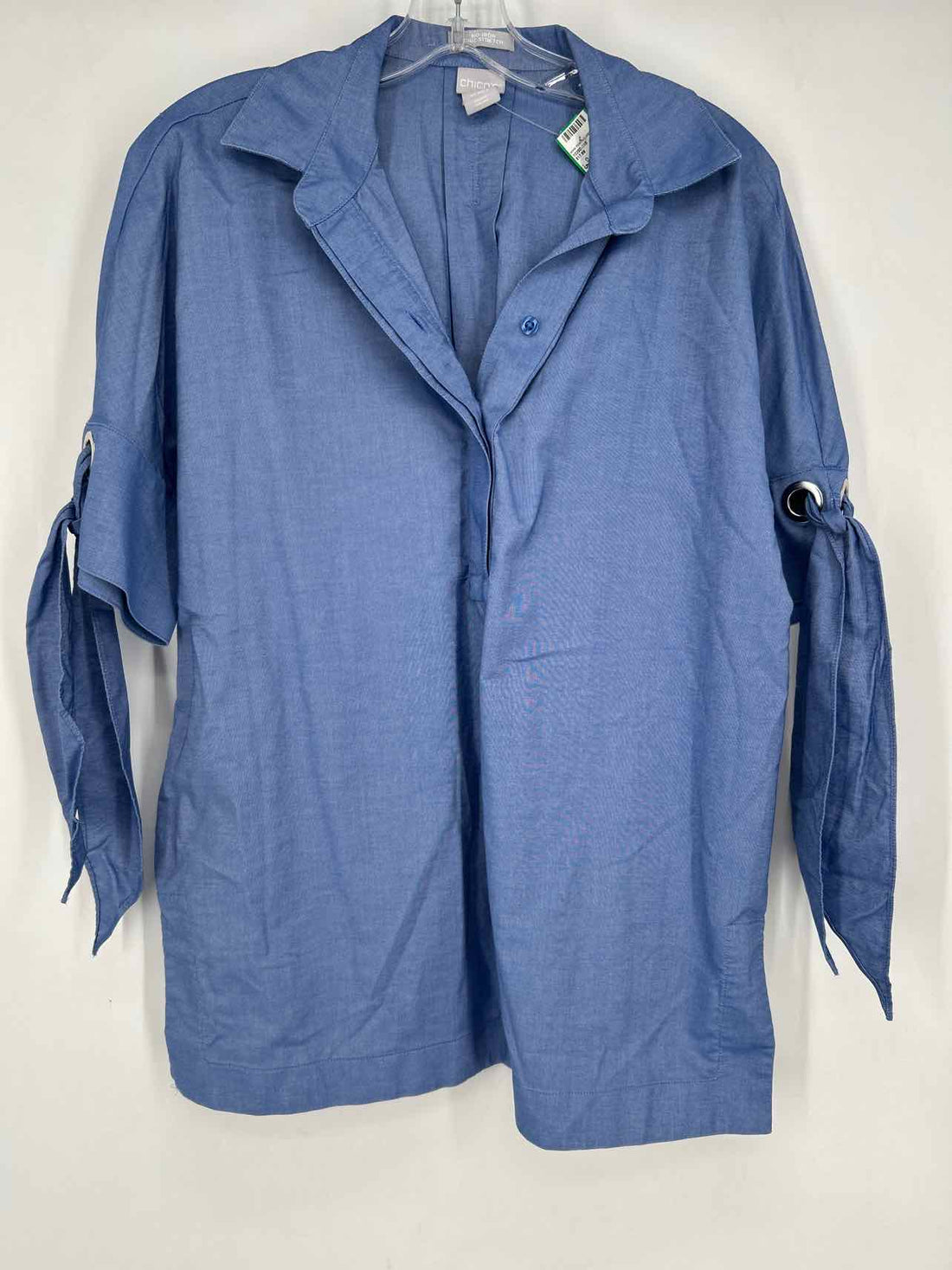 Chicos Size .5 (6) Blue Short Sleeve