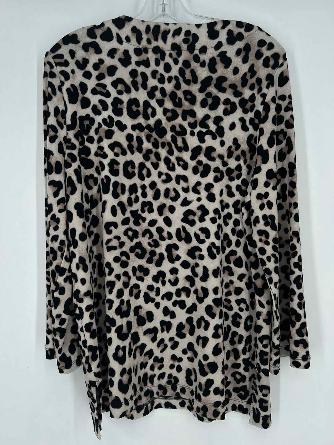 Chicos Size 2 (L) Leopard Long Sleeve