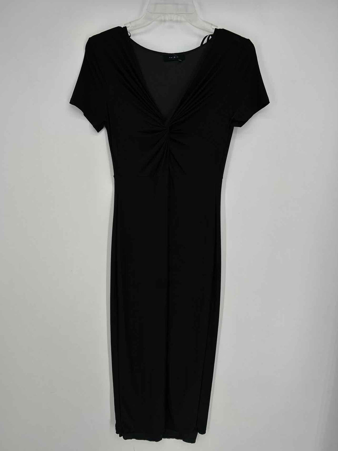 Black / M