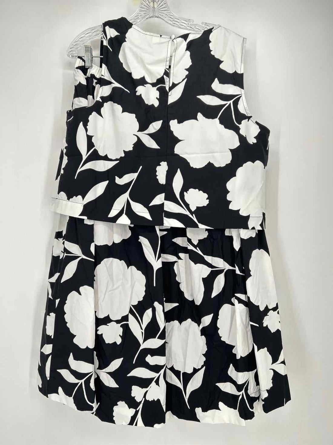 Kate Spade Target Size L Black & White Multi-Piece Set
